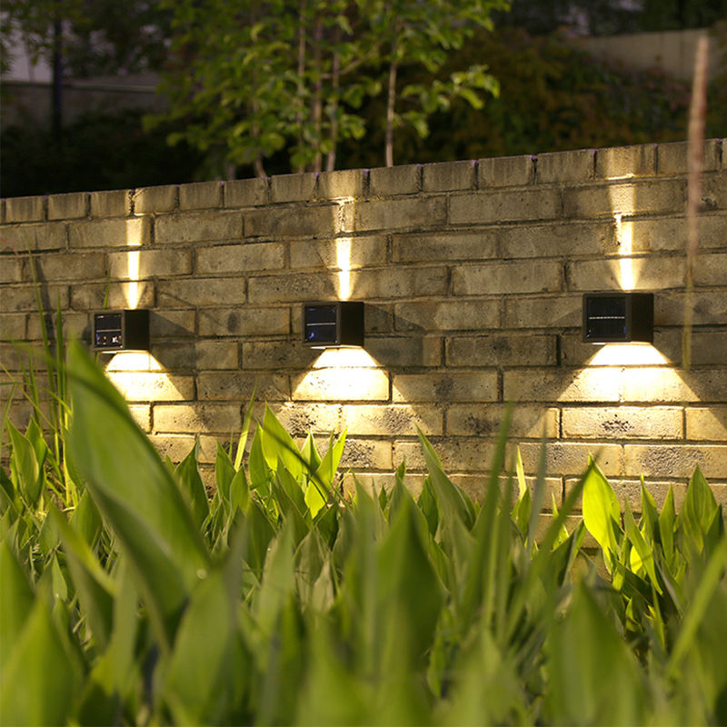 Verlicht van de de Sensortuin van de Zon Zonnemuur Licht 3.7V de Lamp Waterdicht Noords Decor