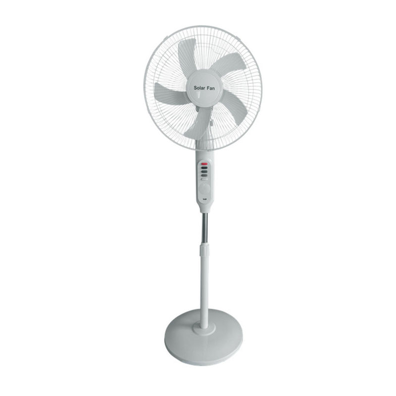 Multifunctionele Zonne Aangedreven Openluchtventilator 18650 Lithiumbatterij 3 van 25W Windtoestellen met Bol