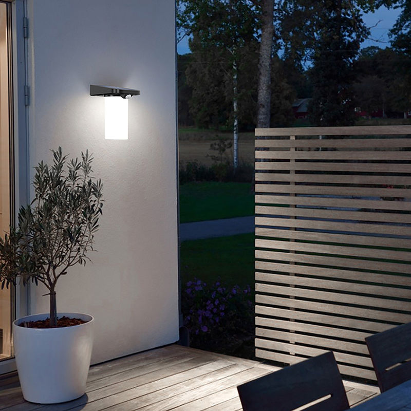 ABS+PC Zonnewandlamp 6-8 uur Laadtijd 59*55,4*42,5 cm Doosgrootte