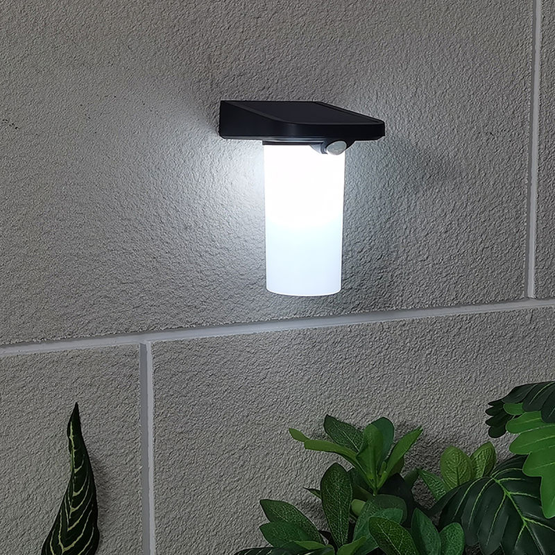 35LM Lichtstroom Zonnewandsensor Licht 6-8 uur Laadtijd Buitenlantaarn