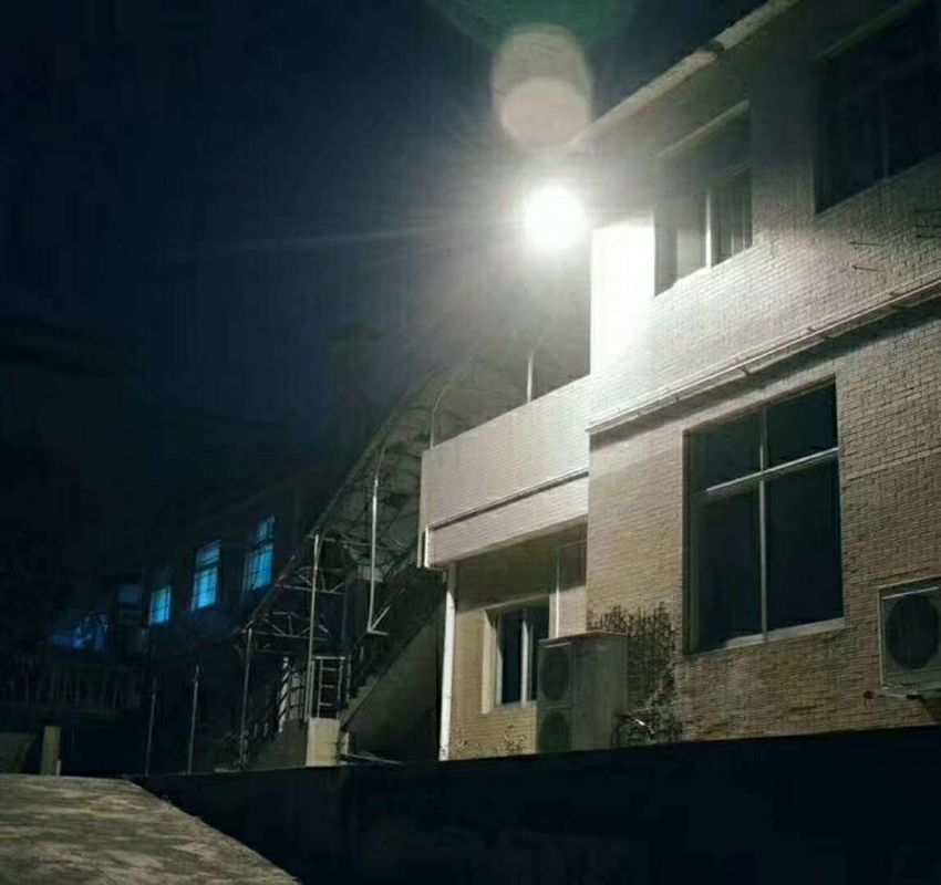 Van de LEIDENE Lichte die Bewegingssensor Tuin de Openlucht Zonnevloed met Slimme Lichte Controle wordt aangedreven