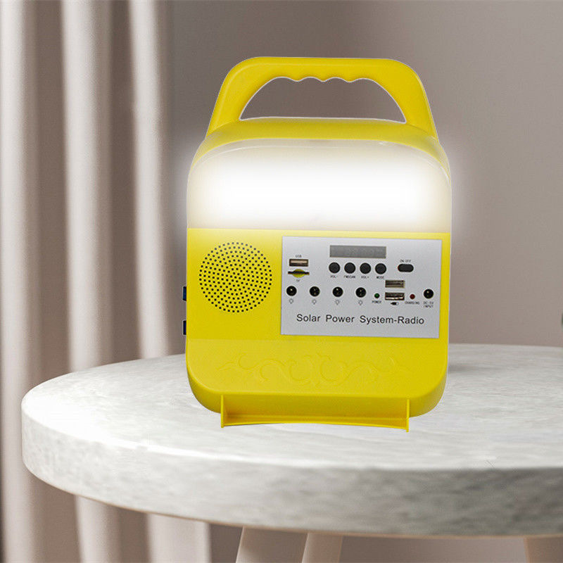 Het Systeem zonnelader van de zonnemachtsverlichting met het Radio draagbare zonnestelsel van het zonnepanelenpaneel
