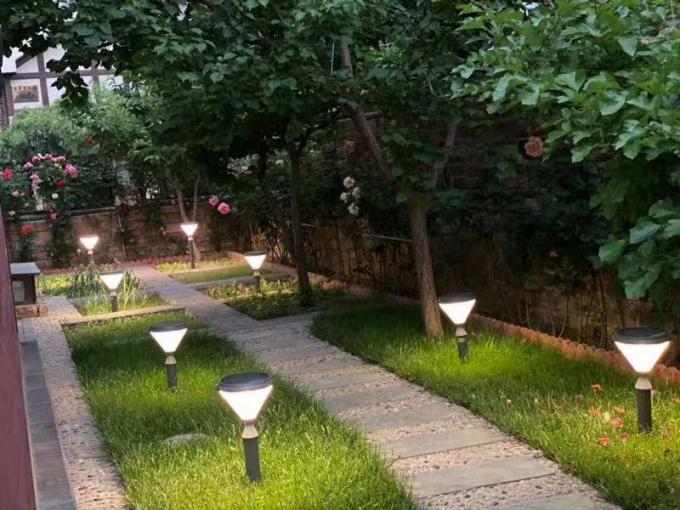 2021 Nieuw Openlucht de Zonnemachtssysteem van Decoratiediamond garden stake solar light