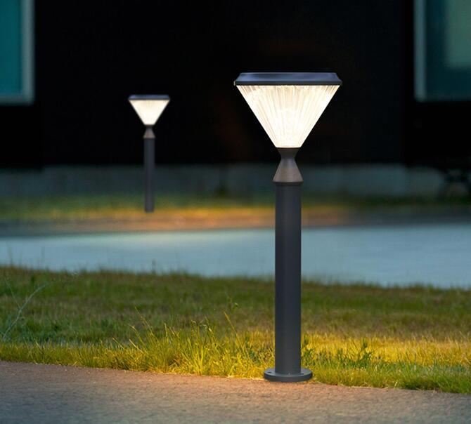 2021 Nieuw Openlucht de Zonnemachtssysteem van Decoratiediamond garden stake solar light