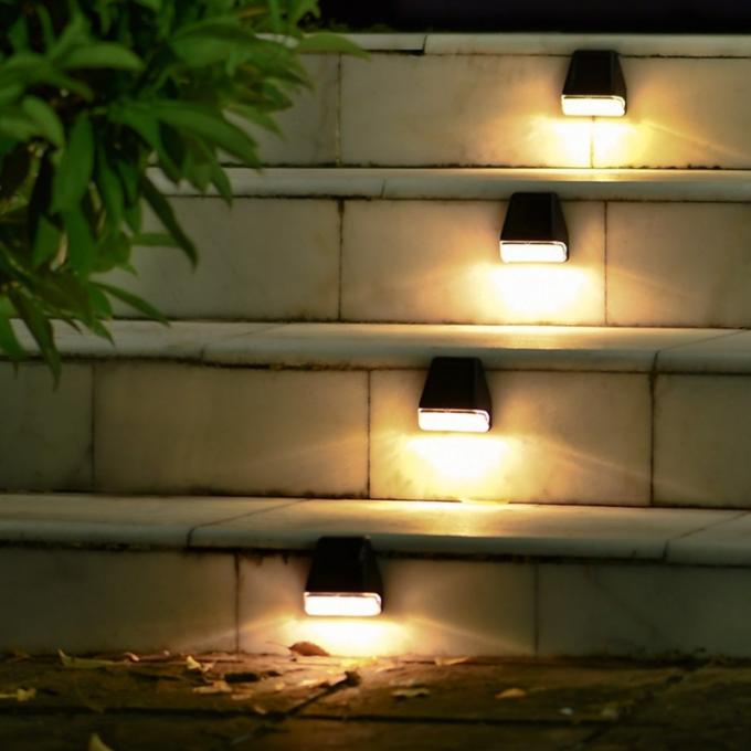 De zonne Aangedreven van de de Lampstap van Omheiningswall lights garden Openlucht2led Zonneomheining Light van de Wegdecking