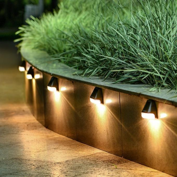 De zonne Aangedreven van de de Lampstap van Omheiningswall lights garden Openlucht2led Zonneomheining Light van de Wegdecking